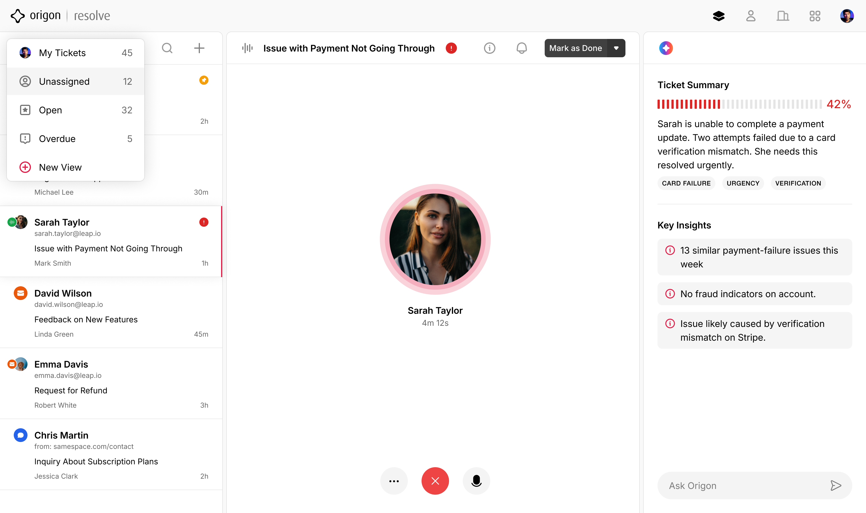 Resolve ticket detail with AI-generated summary and key insights